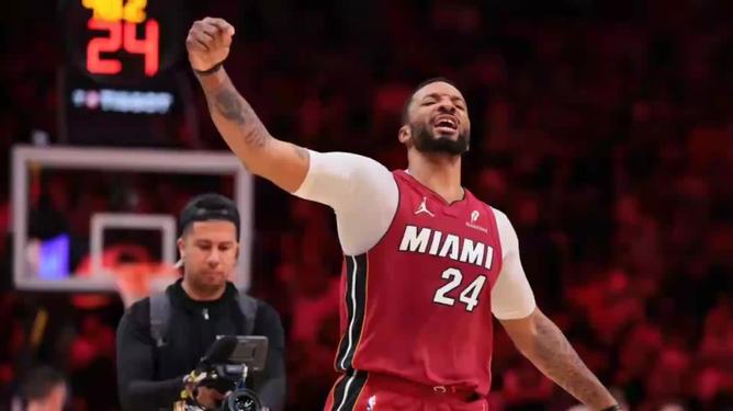 开云体育-包含NBA总决赛赛程吃紧，迈阿密热火加时末段扳平良机，气氛紧张，年轻球员得到机会的词条